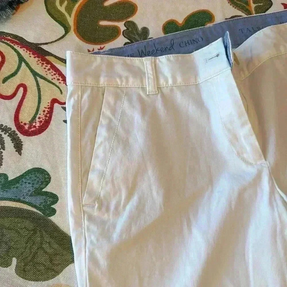 LIKE NEW Talbots The Weekend Chino in white. Size 8P - Picture 6 of 6